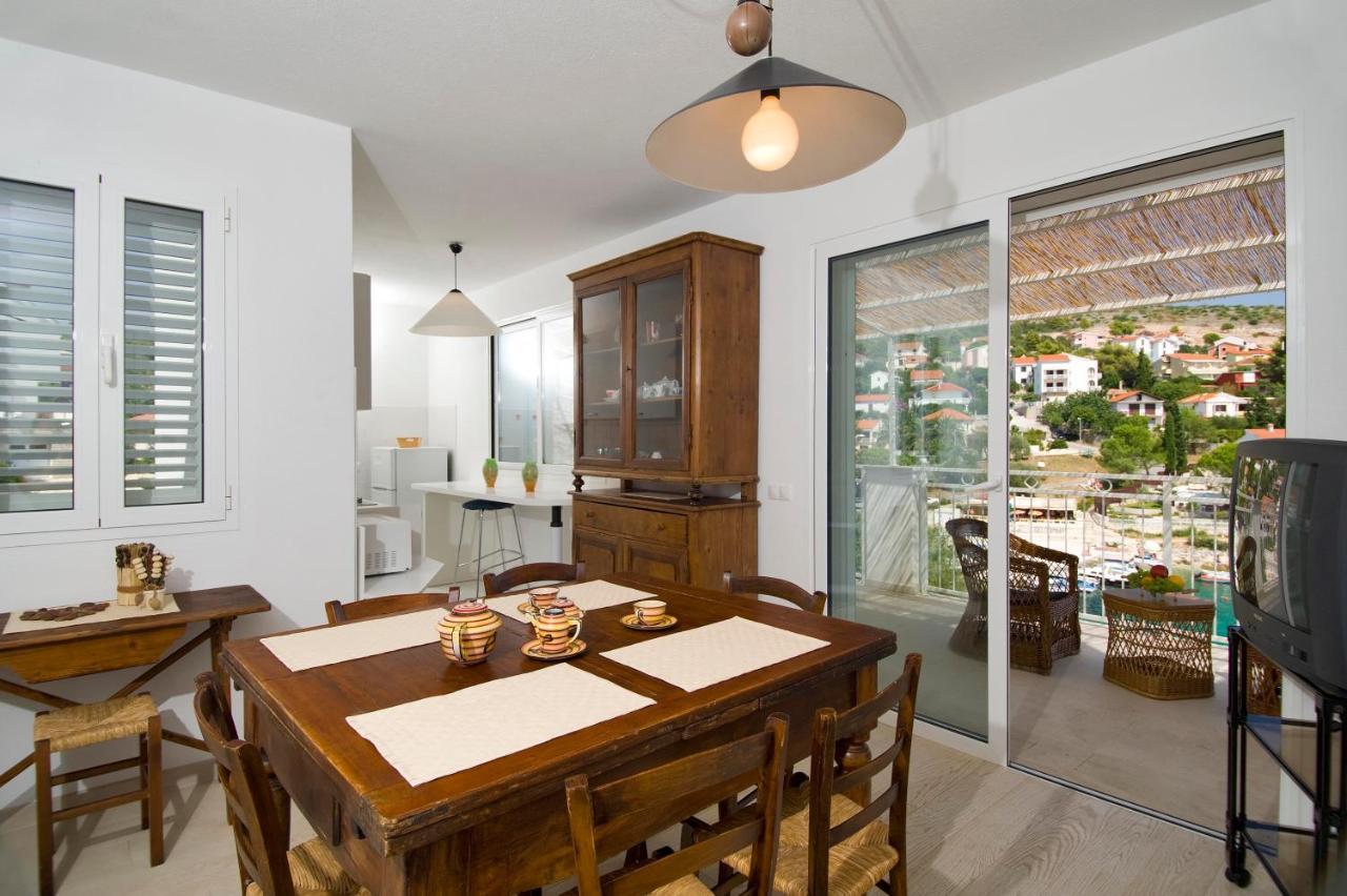 Holiday Home Duje Trogir Bagian luar foto