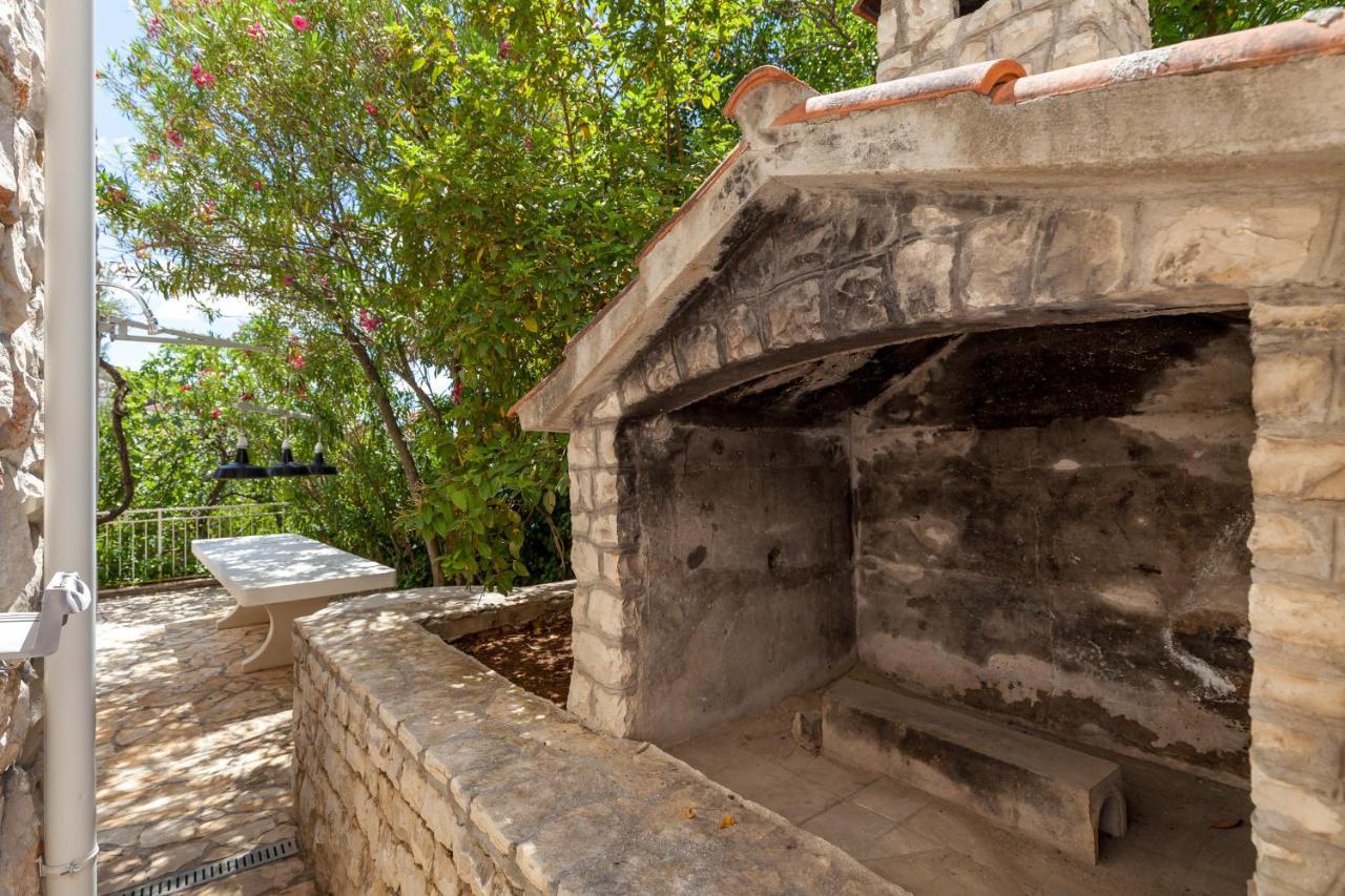 Holiday Home Duje Trogir Bagian luar foto