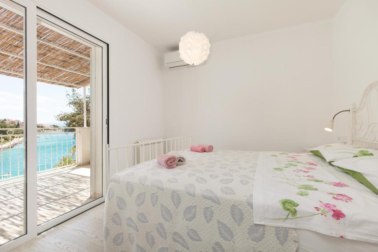 Holiday Home Duje Trogir Bagian luar foto